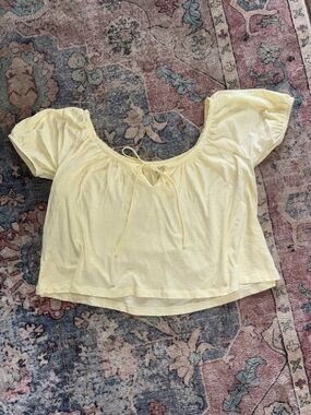 NWOT, American Eagle Yellow T-Shirt